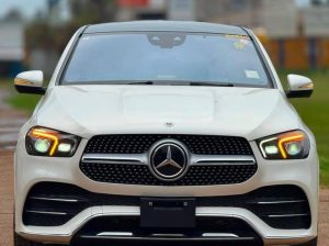Mercedes-Benz GLE+400d 2021