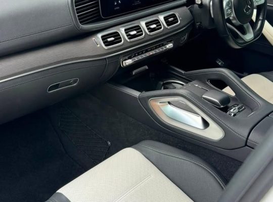 Mercedes-Benz GLE+400d 2021