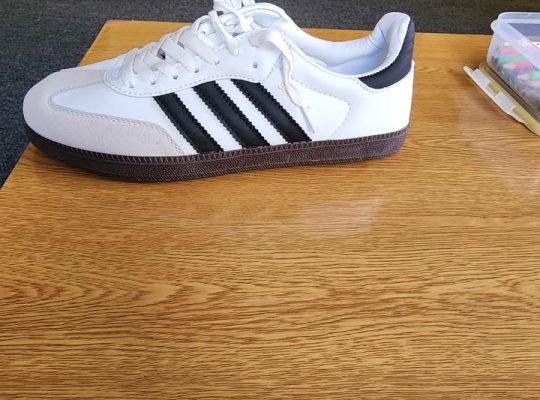 Samba sneakers