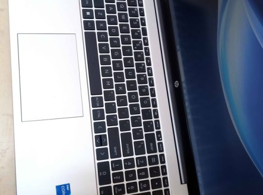 Ordinateur portable HP 250 G10 i5