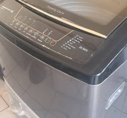 Machine á laver KELVINATOR