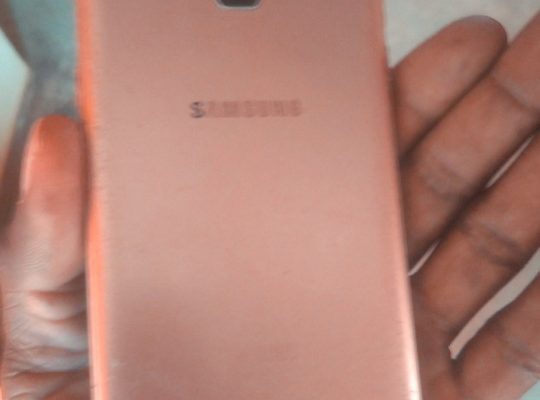 Samsung J4core