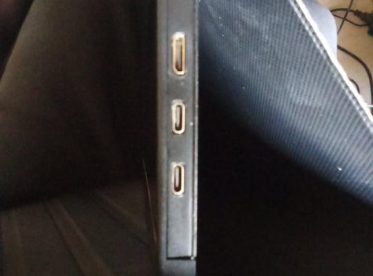 Écran tactile + moniteur portable