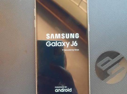 Samsung J6