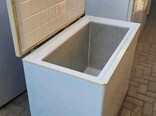 Congélateur de 280 litres