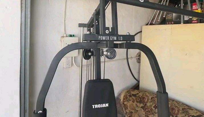 Je vends un Trojan PowerGym 1.0