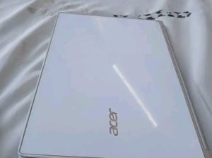 Acer Aspire S7
Core i7