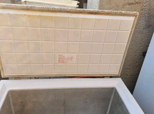Congélateur de 280 litres