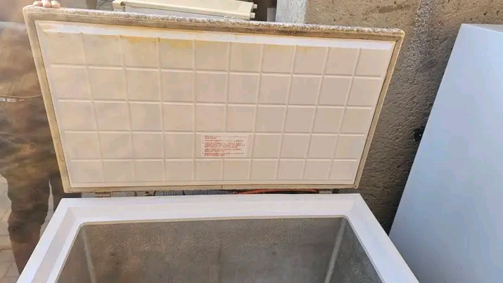Congélateur de 280 litres