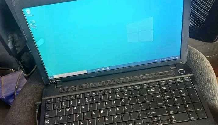 Toshiba core i3