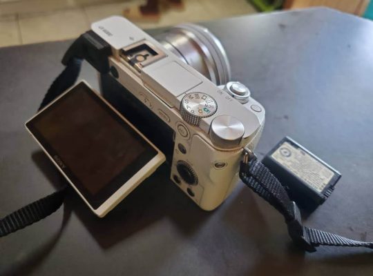 Sony A6000