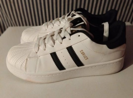 Tekkies