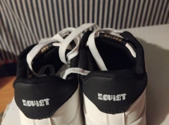 Tekkies