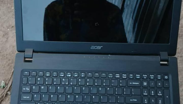 Acer ordinateur portable SUPER propre