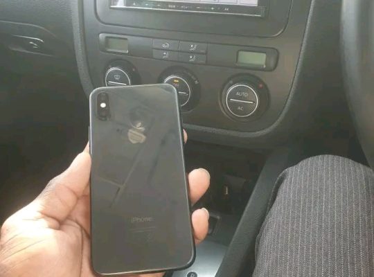 iPhone X