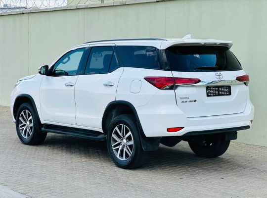 TOYOTA FORTUNER 2.8 GD6