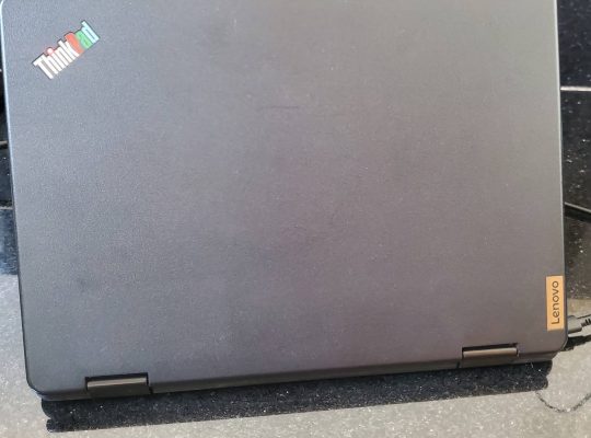 Lenovo ThinkPad (Core M3 / 8e génération)