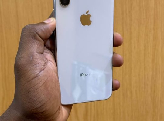 iPhone X