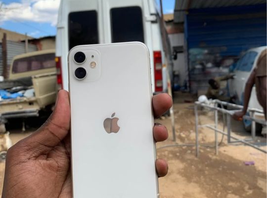 iPhone 11