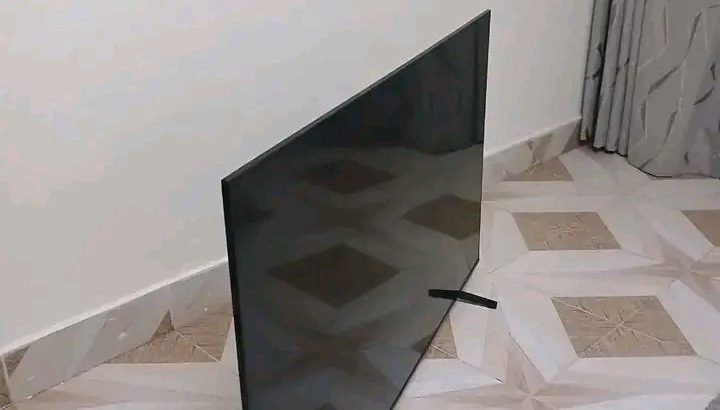 SINOTEC 4K UHD 50 pouces