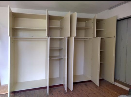 Armoire murale, beige
