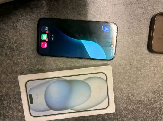 iPhone 15 à vendre